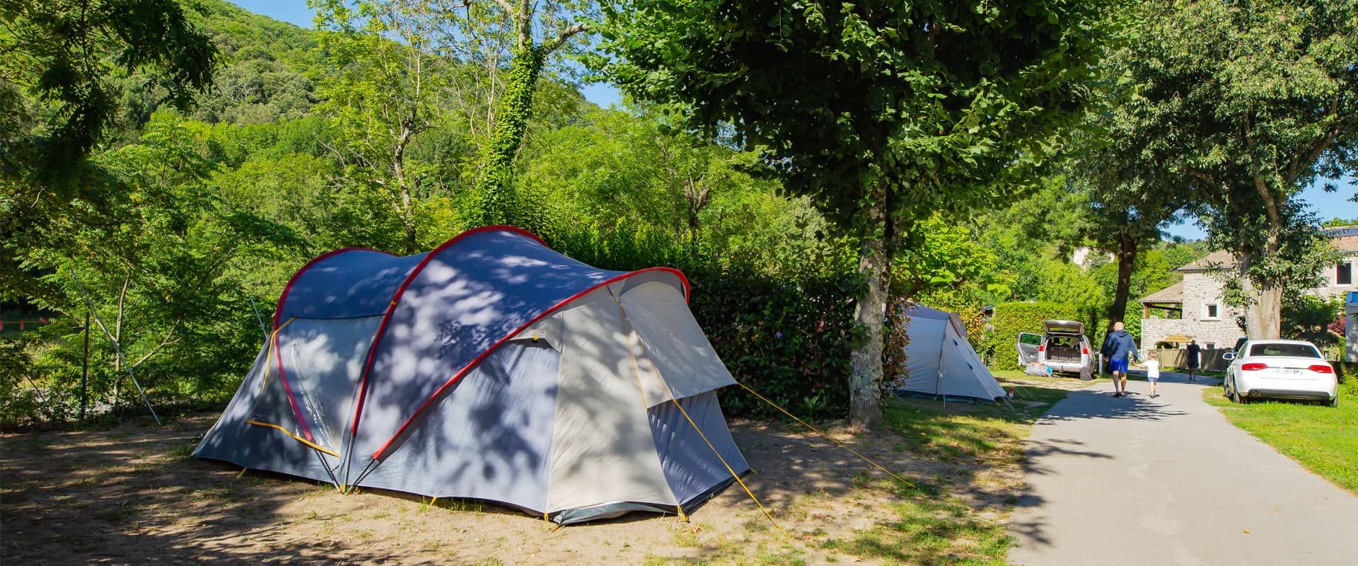 emplacement-camping-ardeche-01